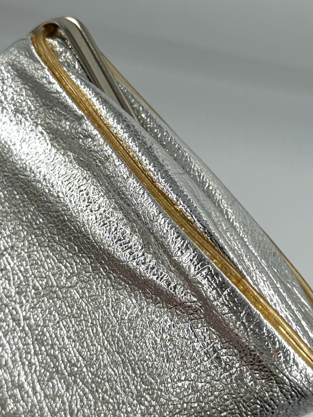 Vintage 1960s Silver Metallic Clutch Purse Chain Strap MCM Evening Bag - Picture 6 of 8